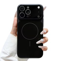 Накладка AG Glass slim fit cover Magnetic iPhone 16pro max black